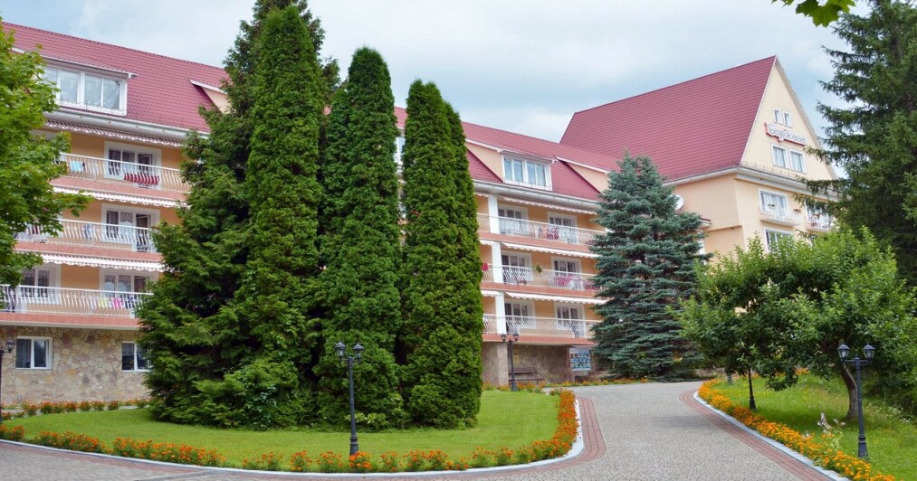 Санаторій Боржава с.Довге